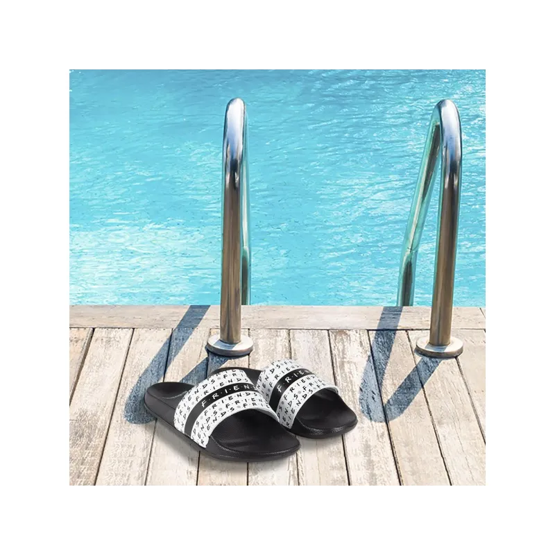 Univerzální pantofle pro dospělé FRIENDS Pool, 2300004765 Univerzální pantofle pro dospělé FRIENDS Pool, 2300004765