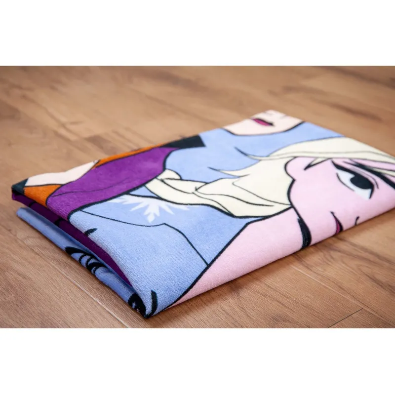 HERDING Bavlněná osuška 75/150cm DISNEY FROZEN 2 HERDING Bavlněná osuška 75/150cm DISNEY FROZEN 2