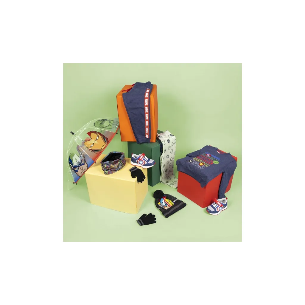 Zimný set v darčekovom balení (čiapka, nákrčník, rukavice) AVENGERS, 2200009624
