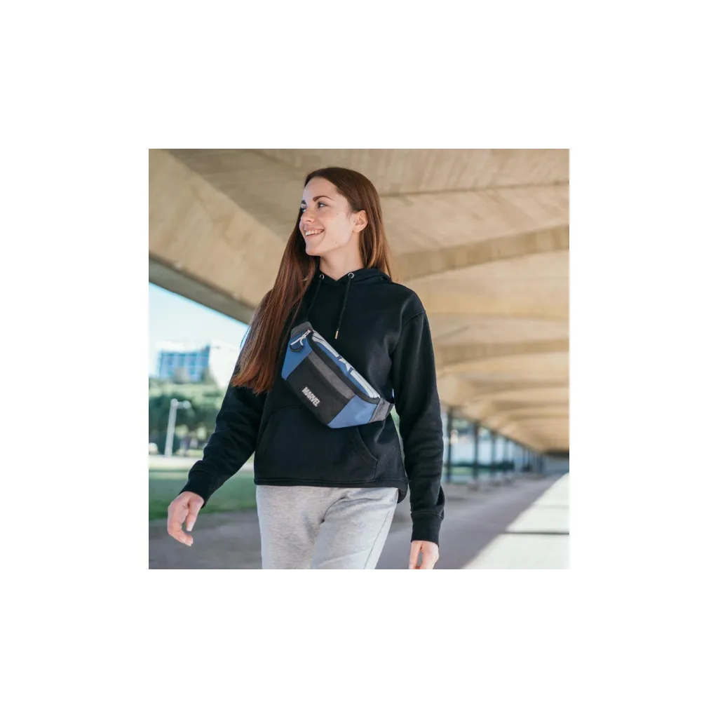 Stylová ledvinka MARVEL, 2100003924