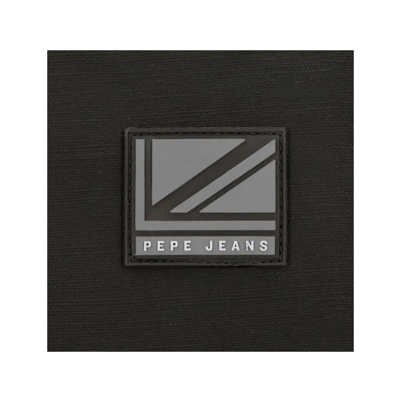 Batoh na notebook 15,6" PEPE JEANS Fenix, 7152231 Batoh na notebook 15,6" PEPE JEANS Fenix, 7152231