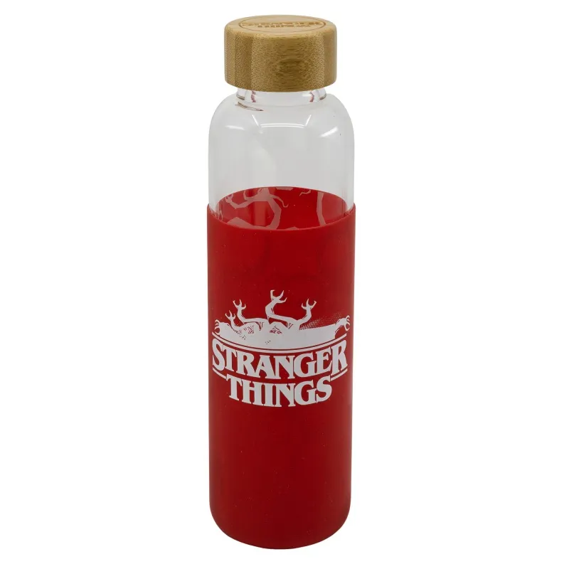 Sklenená fľaša so silikónovým povrchom STRANGER THINGS 585ml, 00694 Sklenená fľaša so silikónovým povrchom STRANGER THINGS 585ml, 00694