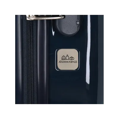 Detský cestovný kufor / odrážadlo AVENGERS Shield, 34L – Kufor s 360° otočnými kolieskami Detský cestovný kufor / odrážadlo AVENGERS Shield, 34L – Kufor s 360° otočnými kolieskami