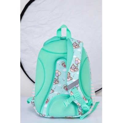 Školní batoh pro první stupeň AstraBAG KITTY´S WORLD, AB330, 502024001 Školní batoh pro první stupeň AstraBAG KITTY´S WORLD, AB330, 502024001