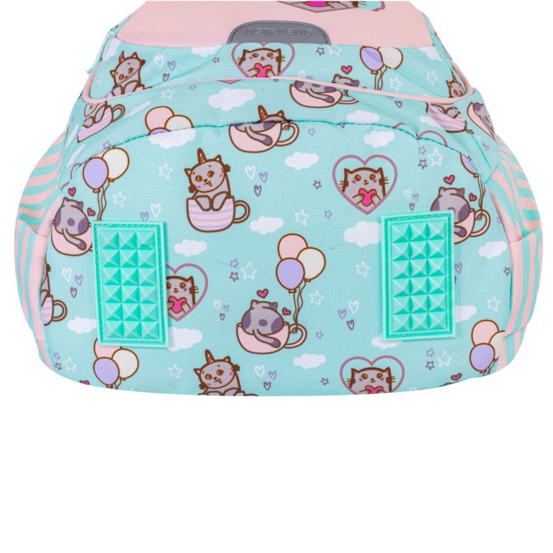 Školní batoh pro první stupeň AstraBAG KITTY´S WORLD, AB330, 502024001 Školní batoh pro první stupeň AstraBAG KITTY´S WORLD, AB330, 502024001