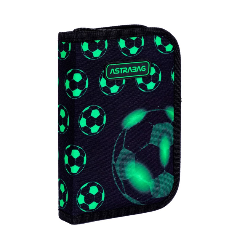 Peračník AstraBAG NEO FOOTBALL – vyklápací, plnený, futbalový motív, AC11 Peračník AstraBAG NEO FOOTBALL – vyklápací, plnený, futbalový motív, AC11