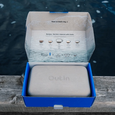 Outin Nano Portable Espresso Machine - Ocean Blue + cestovní obal Outin Nano Portable Espresso Machine - Ocean Blue + cestovní obal