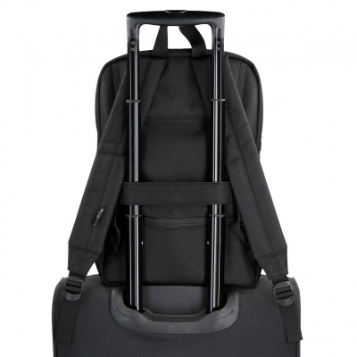 Batoh na notebook 15,6" Pepe Jeans Blackmore, 7052242 Batoh na notebook 15,6" Pepe Jeans Blackmore, 7052242