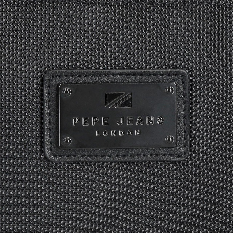 Batoh na notebook 15,6" Pepe Jeans Blackmore, 7052342 Batoh na notebook 15,6" Pepe Jeans Blackmore, 7052342