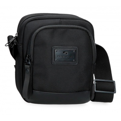 Pánská crossbody taška se dvěma přihrádkami Pepe Jeans Blackmore, černá, 7055242 Pánská crossbody taška se dvěma přihrádkami Pepe Jeans Blackmore, černá, 7055242