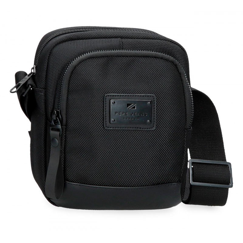 Pánská crossbody taška se dvěma přihrádkami Pepe Jeans Blackmore, černá, 7055242 Pánská crossbody taška se dvěma přihrádkami Pepe Jeans Blackmore, černá, 7055242