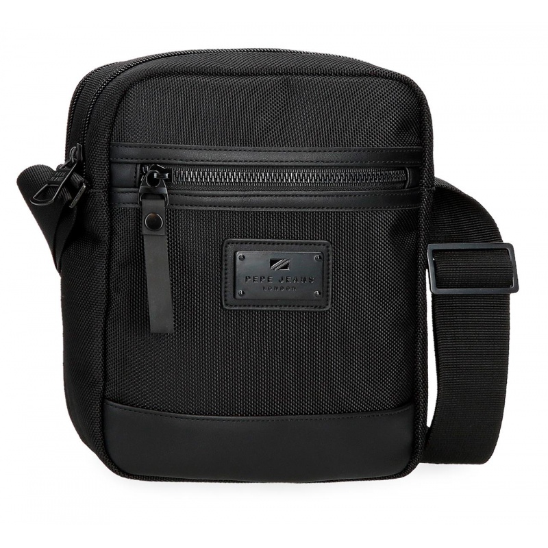 Pánská crossbody taška se dvěma přihrádkami Pepe Jeans Blackmore, černá, 7055542 Pánská crossbody taška se dvěma přihrádkami Pepe Jeans Blackmore, černá, 7055542