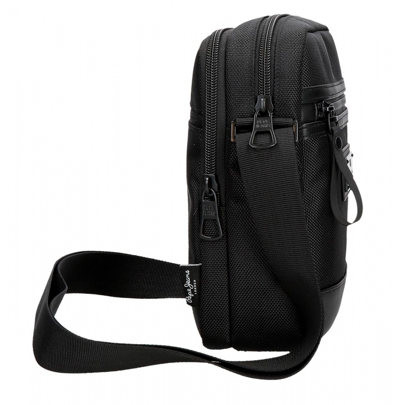 Pánská crossbody taška se dvěma přihrádkami Pepe Jeans Blackmore, černá, 7055542 Pánská crossbody taška se dvěma přihrádkami Pepe Jeans Blackmore, černá, 7055542