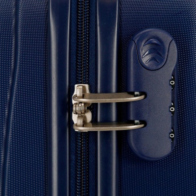 ABS Cestovný kufor PEPE JEANS Molly – 55x38x20cm, 34L, štyri otočné kolieska, TSA zámok ABS Cestovný kufor PEPE JEANS Molly – 55x38x20cm, 34L, štyri otočné kolieska, TSA zámok