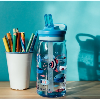 quokka-kids-glow-plastova-lahev-s-brckem-sea-life-580ml-40280