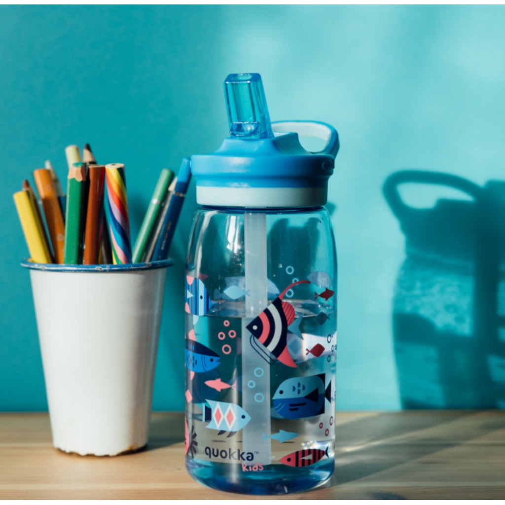 Quokka Kids Glow, Plastová láhev s brčkem Sea Life, 580ml, 40280