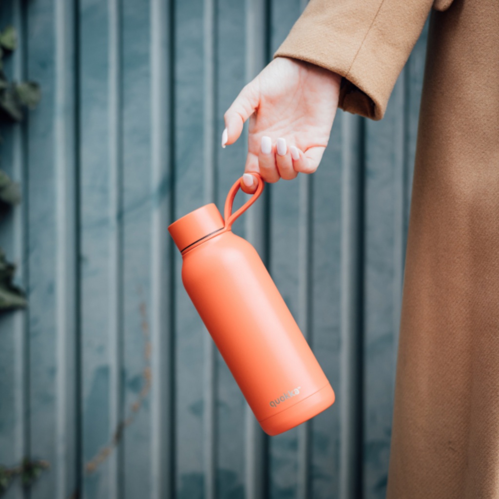 Quokka Solid, Nerezová fľaša / termoska s pútkom Orange, 510ml, 40187