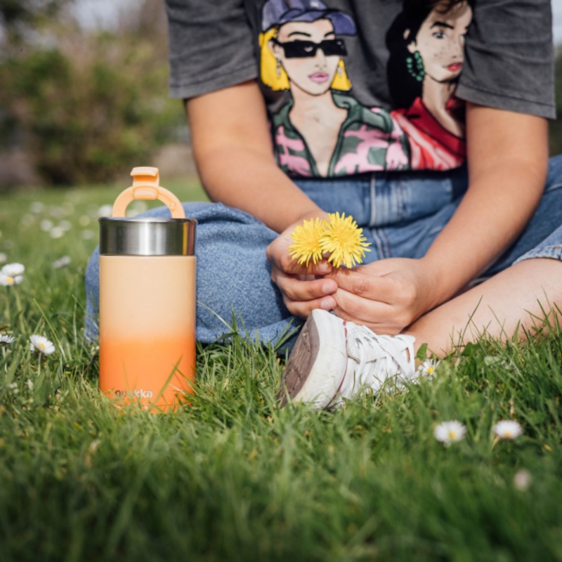 QUOKKA Boost, Nerezový termohrnek se sítkem APRICOT ORANGE, 400ml, 40081 QUOKKA Boost, Nerezový termohrnek se sítkem APRICOT ORANGE, 400ml, 40081