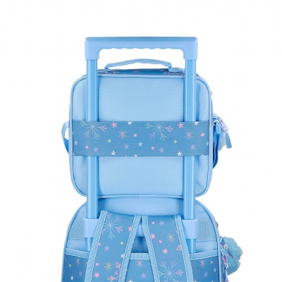 Termo taška / neceser Disney Frozen Magic Ice - s popruhem a uchycením na kufr Termo taška / neceser Disney Frozen Magic Ice - s popruhem a uchycením na kufr