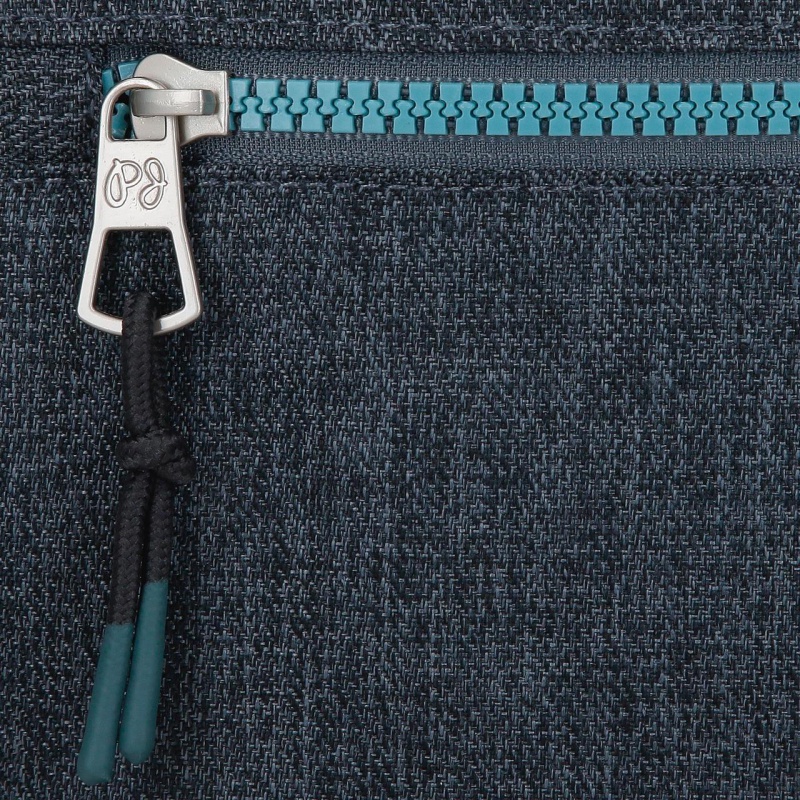 Školní batoh na kolečkách Pepe Jeans Edmon, 30L, 6912921 Školní batoh na kolečkách Pepe Jeans Edmon, 30L, 6912921