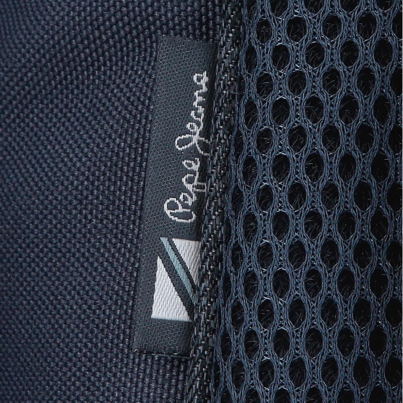 Školní batoh na kolečkách Pepe Jeans Edmon, 30L, 6912921 Školní batoh na kolečkách Pepe Jeans Edmon, 30L, 6912921