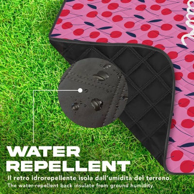 Perletti Travel Cherry 200×200 cm – veľká nepremokavá pikniková deka Perletti Travel Cherry 200×200 cm – veľká nepremokavá pikniková deka