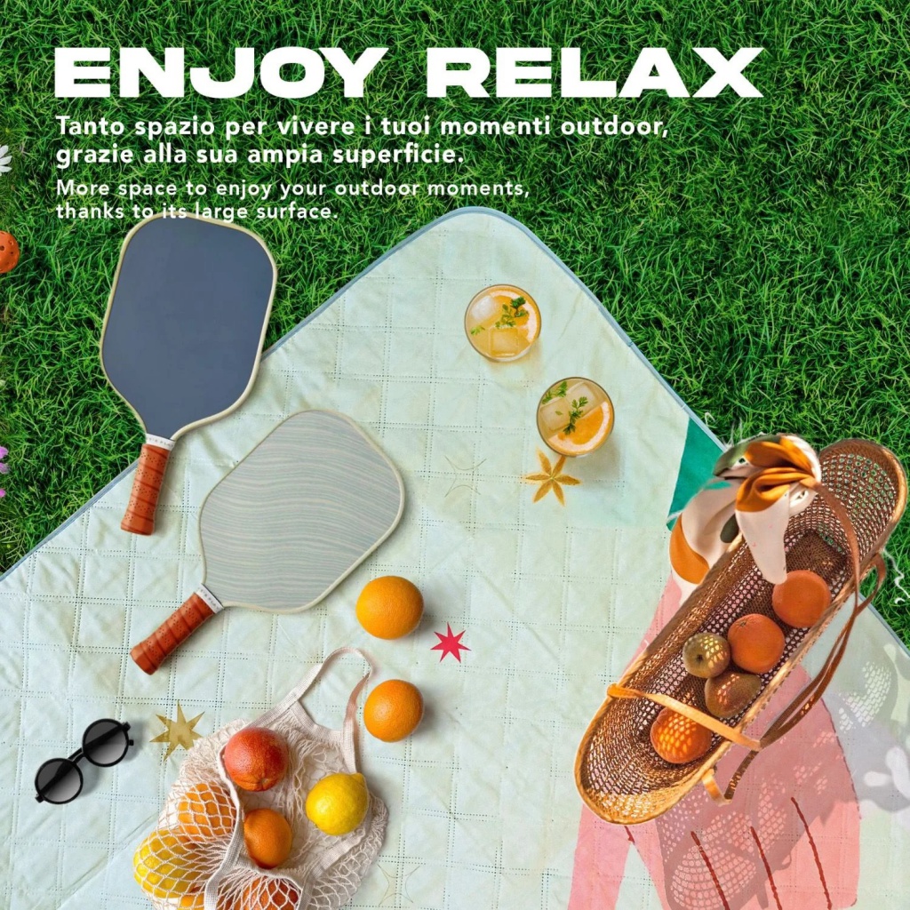 Perletti Travel - Gin & Tonic je extra velká deka určená pro pohodlné venkovní chvíle až pro čtyři osoby. Spodní vrstva z PEVA