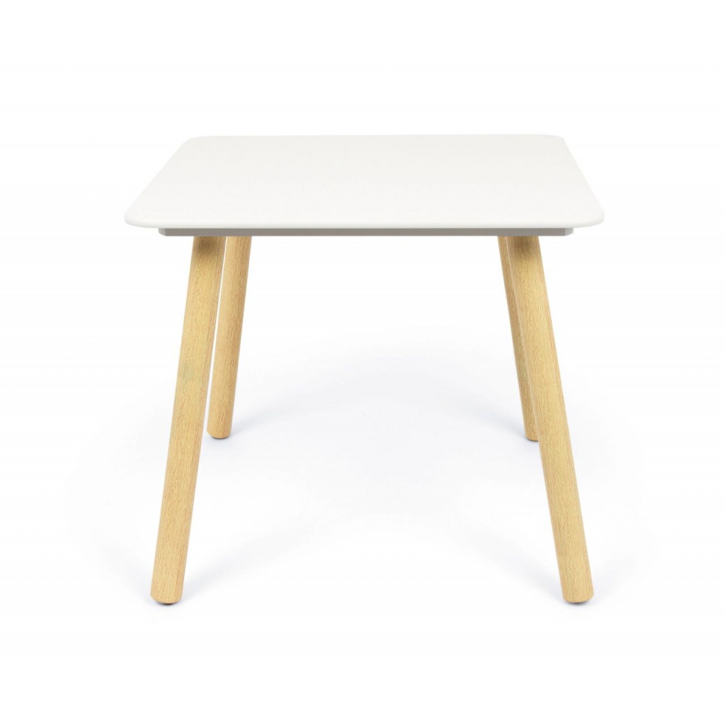 Dětský dřevěný stolek se 2 židlemi Arditex Kids. Rozměry stolku 50 x 50 x 44 cm, židlí 26,5 x 26,5 x 50 cm.