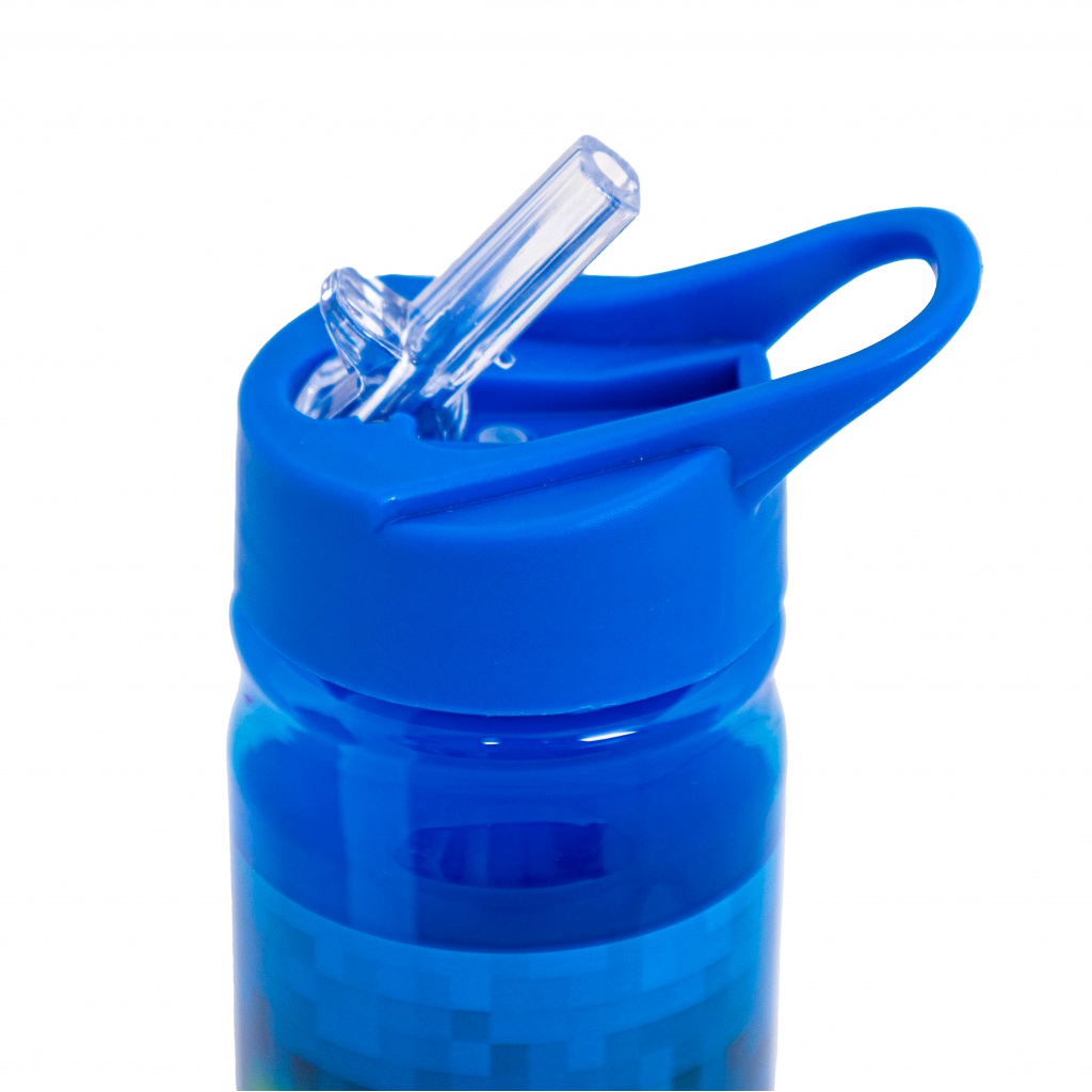 Praktická láhev AQUA PURE BLUE PIXEL s atraktivním motivem. Vyrobeno z bezpečného plastu bez BPA o objemu 450 ml. Díky praktic