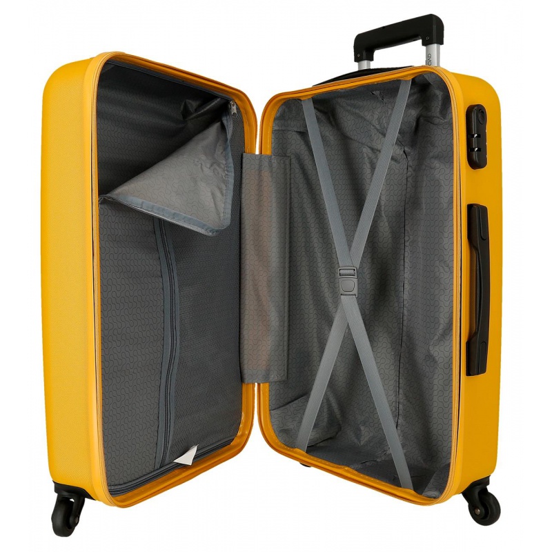 Pevné skořepinové cestovní kufry s nadčasovým designem od renomovaného španělského výrobce JOUMMA BAGS. Pevné skořepinové cestovní kufry s nadčasovým designem od renomovaného španělského výrobce JOUMMA BAGS.
