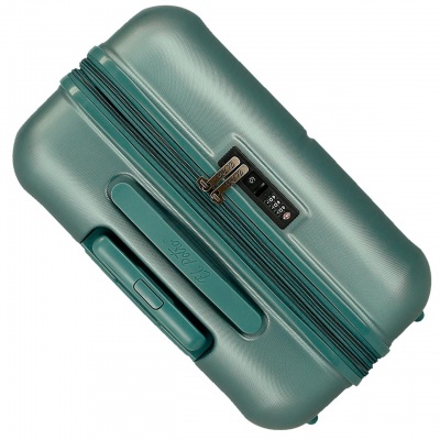 Představujeme vám exkluzivní sadu cestovních kufrů EL POTRO Vera, která spojuje eleganci, odolnost a praktičnost v dokonalé har