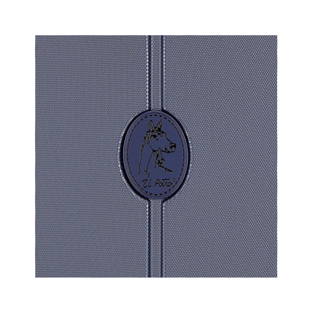 Predstavujeme vám EL POTRO škrupinový cestovný kufor - elegantné a praktické riešenie pre moderných cestovateľov. Tento 55x40x20