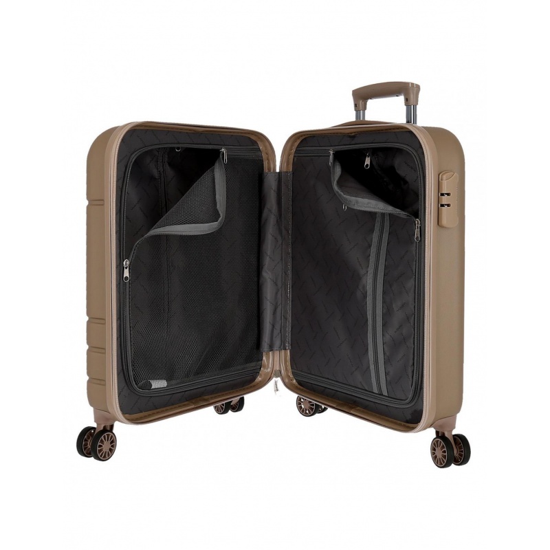Malý kufor Movom Galaxy Champagne 55x40x20 cm ✓ 4 kolieska ✓ Číselný zámok Malý kufor Movom Galaxy Champagne 55x40x20 cm ✓ 4 kolieska ✓ Číselný zámok