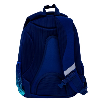 Menší školní batoh od značky AstraBAG je perfektním společníkem pro vašeho školáka. Je vhodný pro žáky od 6-9 let. S objemem Menší školní batoh od značky AstraBAG je perfektním společníkem pro vašeho školáka. Je vhodný pro žáky od 6-9 let. S objemem