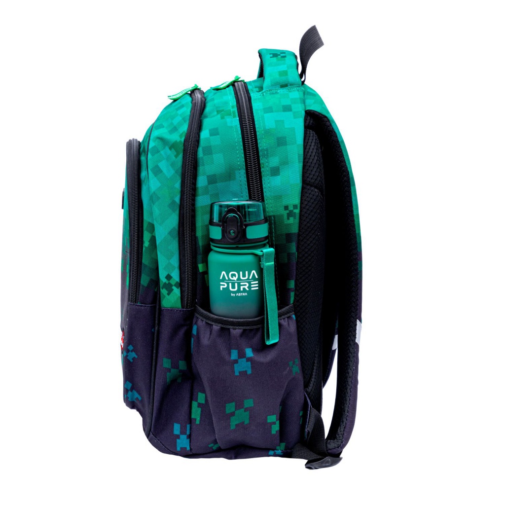 Objevte dokonalého společníka pro vaše školní dobrodružství s batohem AstraBAG. Ergonomický design, prostorné komory a odolný