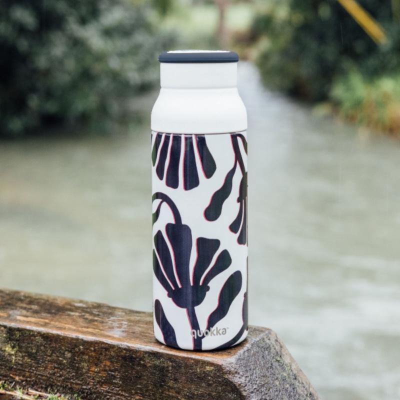 Quokka nerezová termo fľaša Echo Abstract Leaves 690 ml – štýlová a praktická Quokka nerezová termo fľaša Echo Abstract Leaves 690 ml – štýlová a praktická