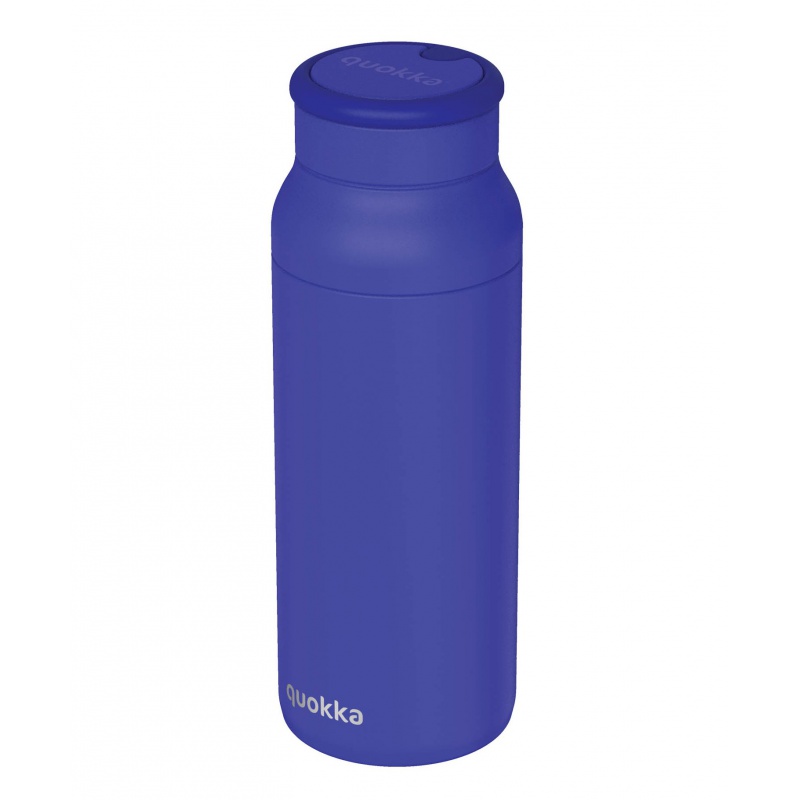 Nerezová termo láhev Quokka Echo Dusk Blue 690 ml spolehlivě udrží nápoje horké až 12 hodin a studené až 16 hodin, s ledem doko. Nerezová termo láhev Quokka Echo Dusk Blue 690 ml spolehlivě udrží nápoje horké až 12 hodin a studené až 16 hodin, s ledem doko.