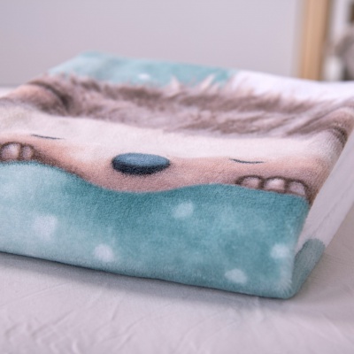 Baby supersoft deka Herding „Malý ježek“ 75×100 cm – měkká a hřejivá dětská deka