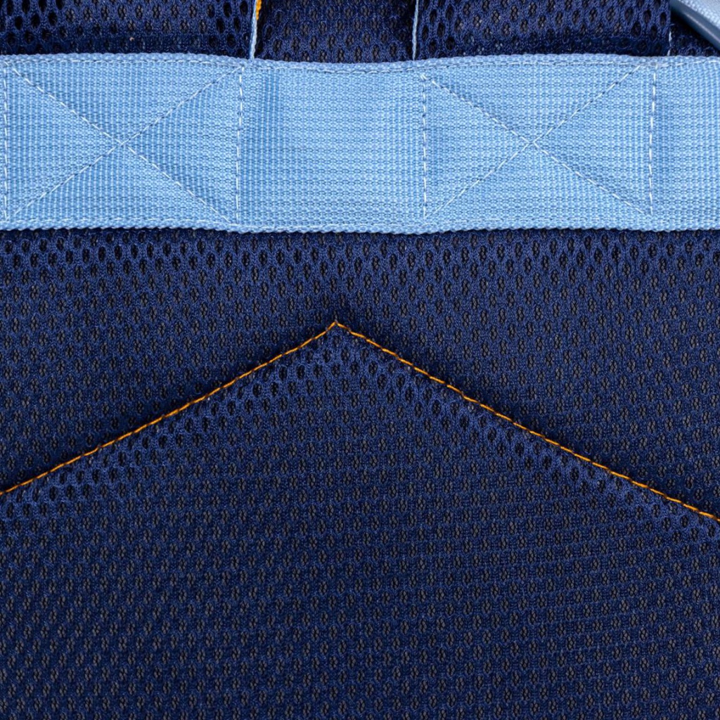 Dětský batoh Bluey je ideální pro nejmenší děti do školky a pro každodenní nošení. Veselý design s oblíbenou postavičkou Bluey