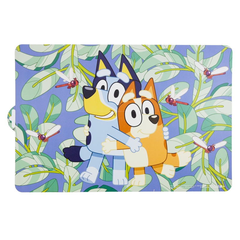 Podložka na stůl v oblíbeném designu pohádkovém designu chrání nábytek proti poškození, je vhodná jako pracovní podložka, nebo