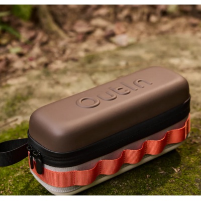 ochranny-cestovny-obal-outin-eva-protective-case-maple-brown