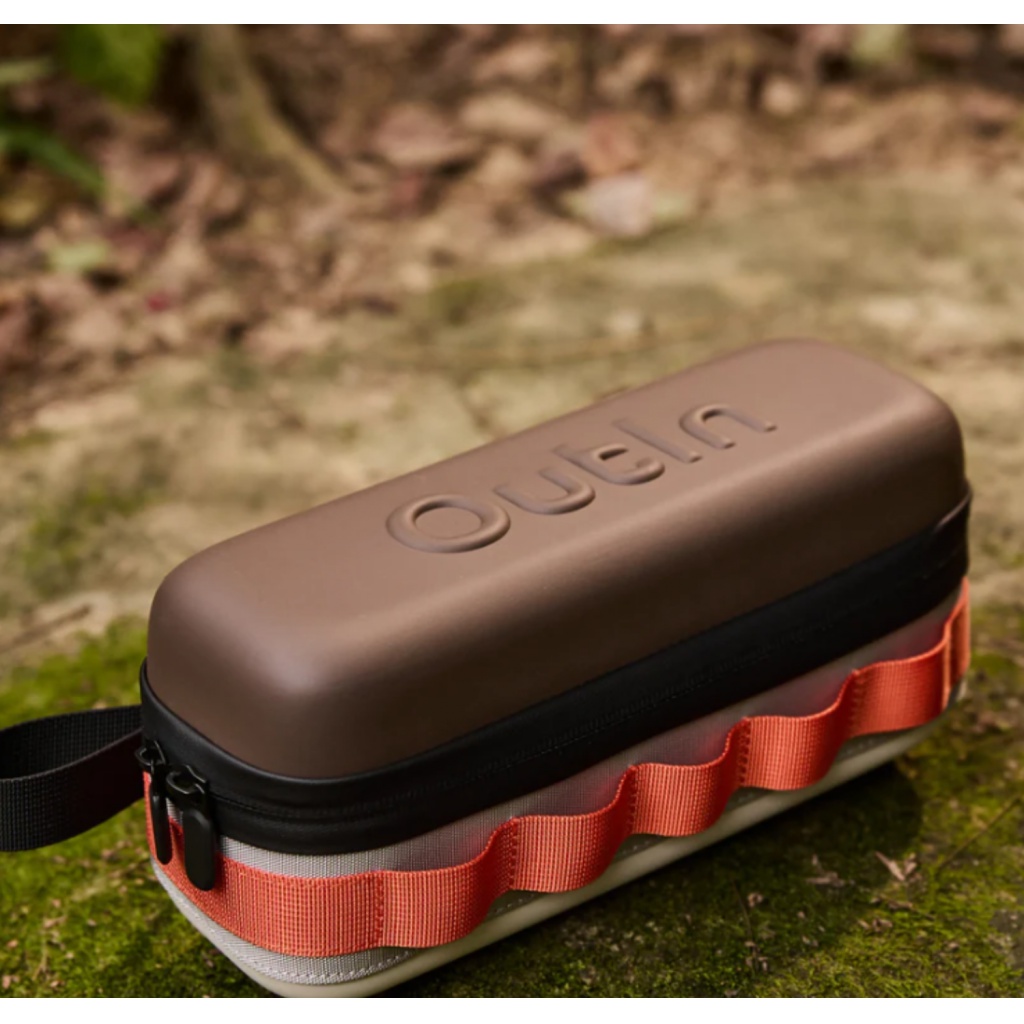 Ochranný cestovní obal OutIn EVA Protective Case je univerzální obal určený pro kávovary OutIn Mino, Nano i Fino. Odolný PU mat