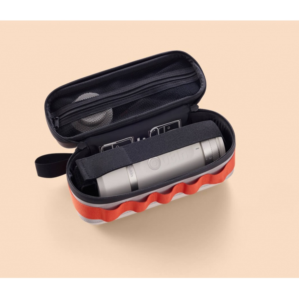 Ochranný cestovní obal OutIn EVA Protective Case je univerzální obal určený pro kávovary OutIn Mino, Nano i Fino. Odolný PU mat