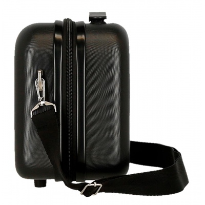 Tento stylový a praktický kufřík s oblíbenou postavičkou Mickey Mouse je navržen tak, aby uspokojil všechny vaše potřeby během 