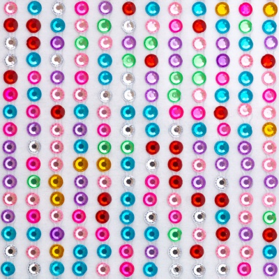 creativo-dekoracni-samolepici-kaminky-3-mm-725-ks-mix-barev-335118011