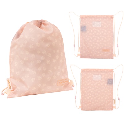 Kapsa na obuv ASTRABAG FLOWER CAPY AD1 je praktickým doplňkem do školy, pro tělesnou výchovu i volnočasové aktivity. Umožňuje je