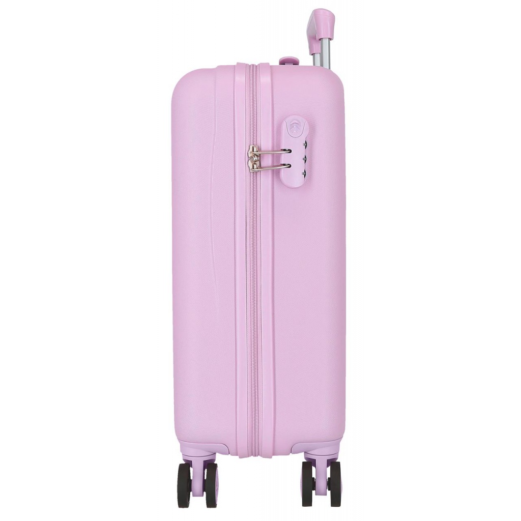Příruční kufr Minnie Mouse Figaro Lilac je ideální pro víkendové výlety, dovolené i letecké cestování. Pevná skořepina z ABS p