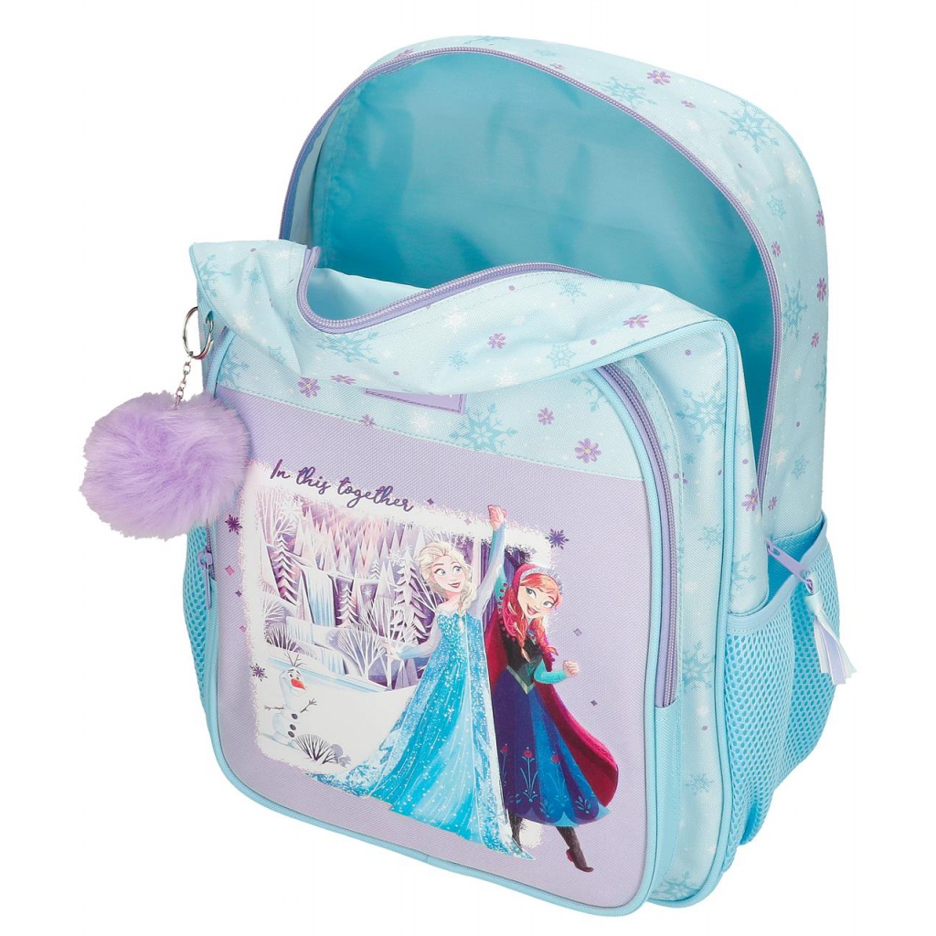 Dětský batoh Disney Frozen In This Together je praktický batoh pro každodenní použití, výlety i volný čas. Nabízí prostorné p