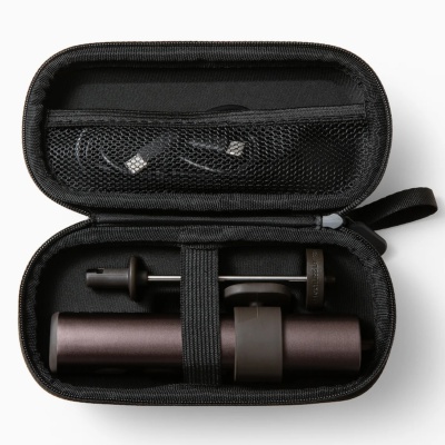 OutIn LattoGo elektrický napěňovač mléka Tundra Brown