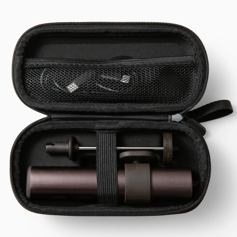 OutIn LattoGo elektrický napěňovač mléka Tundra Brown